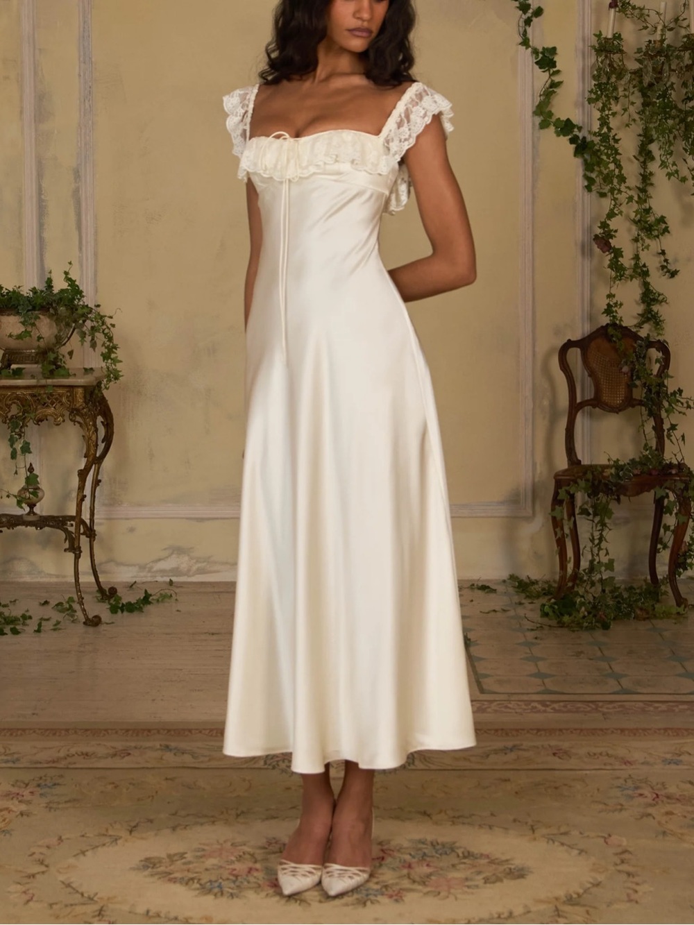 Mirror Palais Sonata Lady Length Dress in Crème - XS NWT